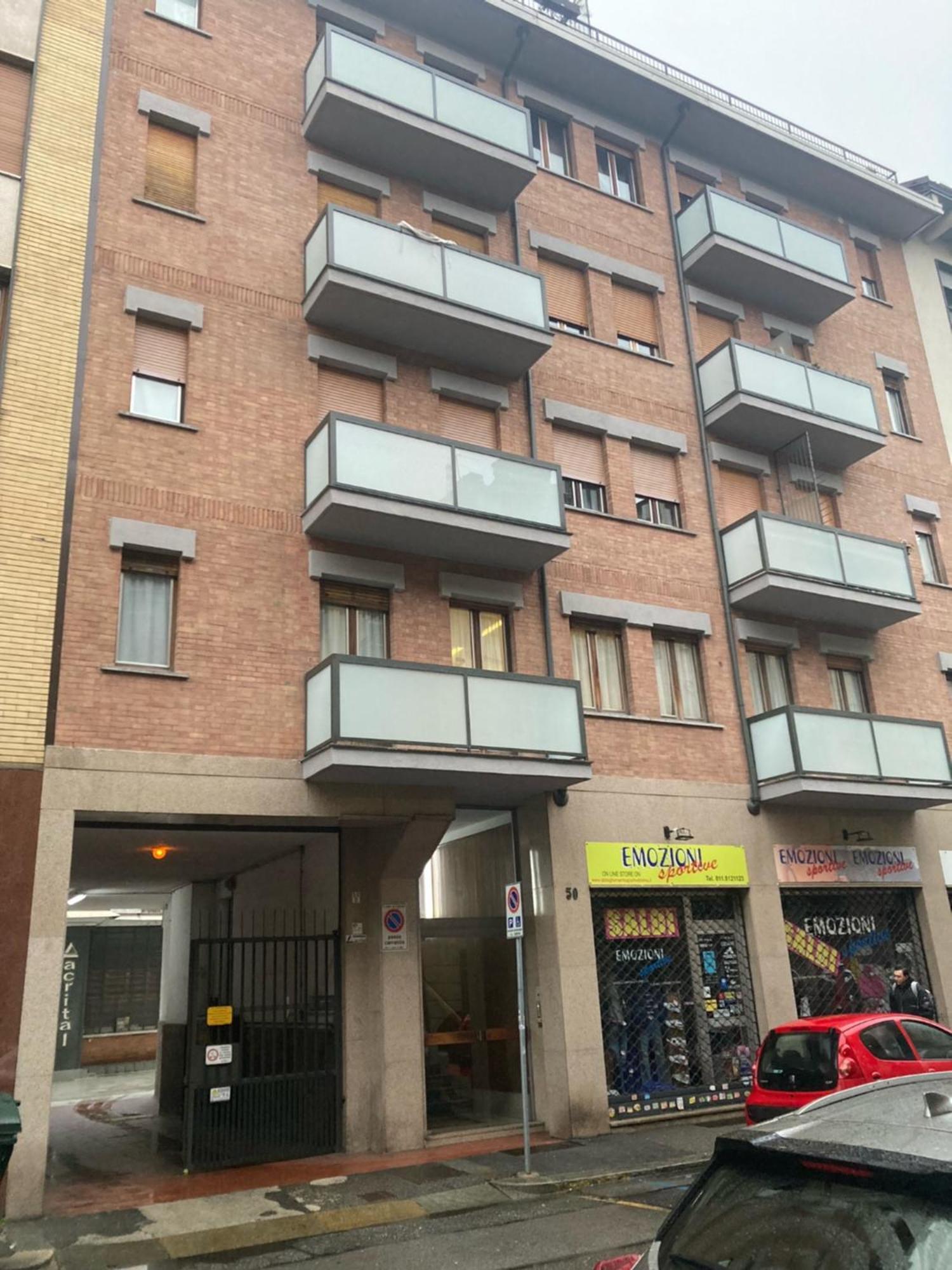 Ferienwohnung Turin Center Whit Private Parking Exterior foto